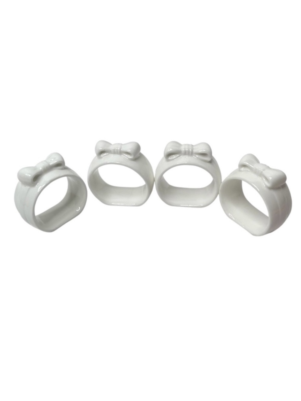 Nobler Set of 4 White Porcelain Bow Napkin Rings Cottage Charming Cute Vintage